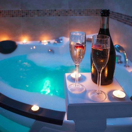 B&D Private Spa Bath Apartment ซลาตีบอร์ ภายนอก รูปภาพ