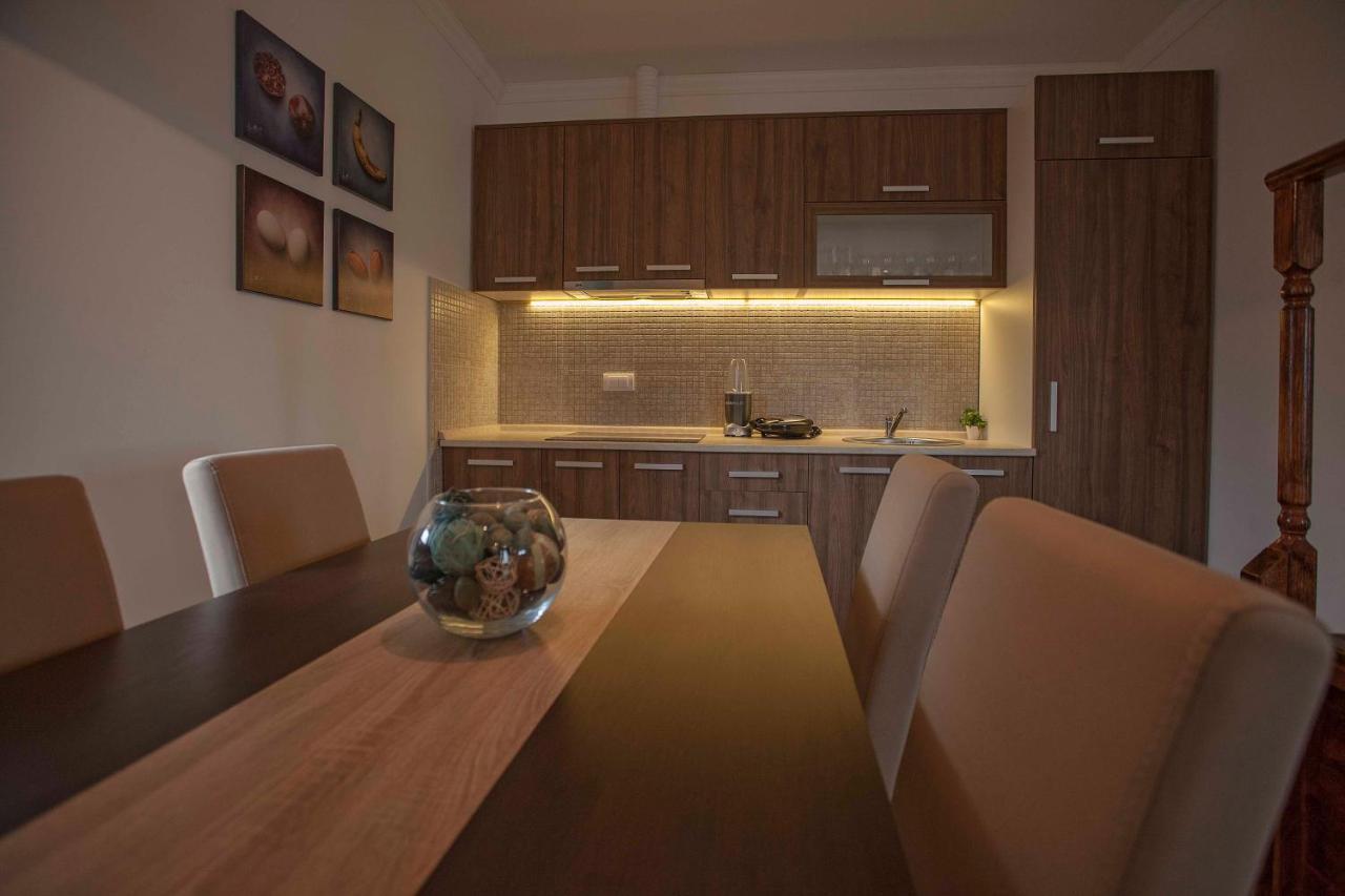 B&D Private Spa Bath Apartment ซลาตีบอร์ ภายนอก รูปภาพ